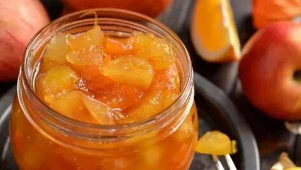 14 кращих рецептів приготування компоту з цілих яблук на зиму